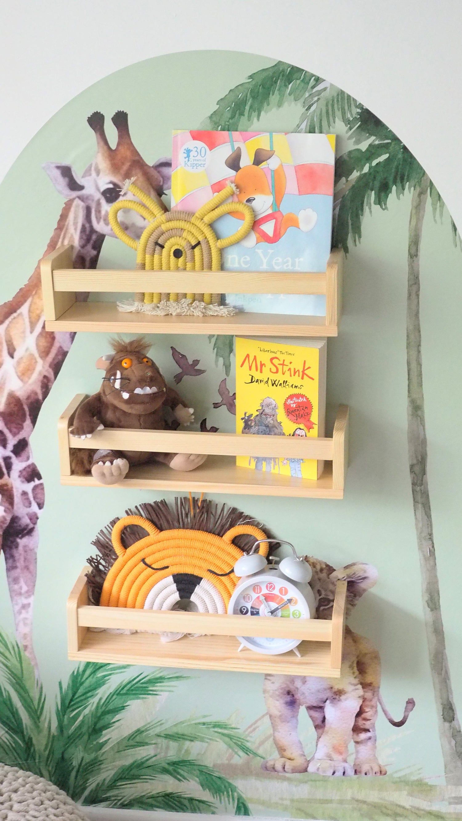 Children bookshelf set with safari background sticker